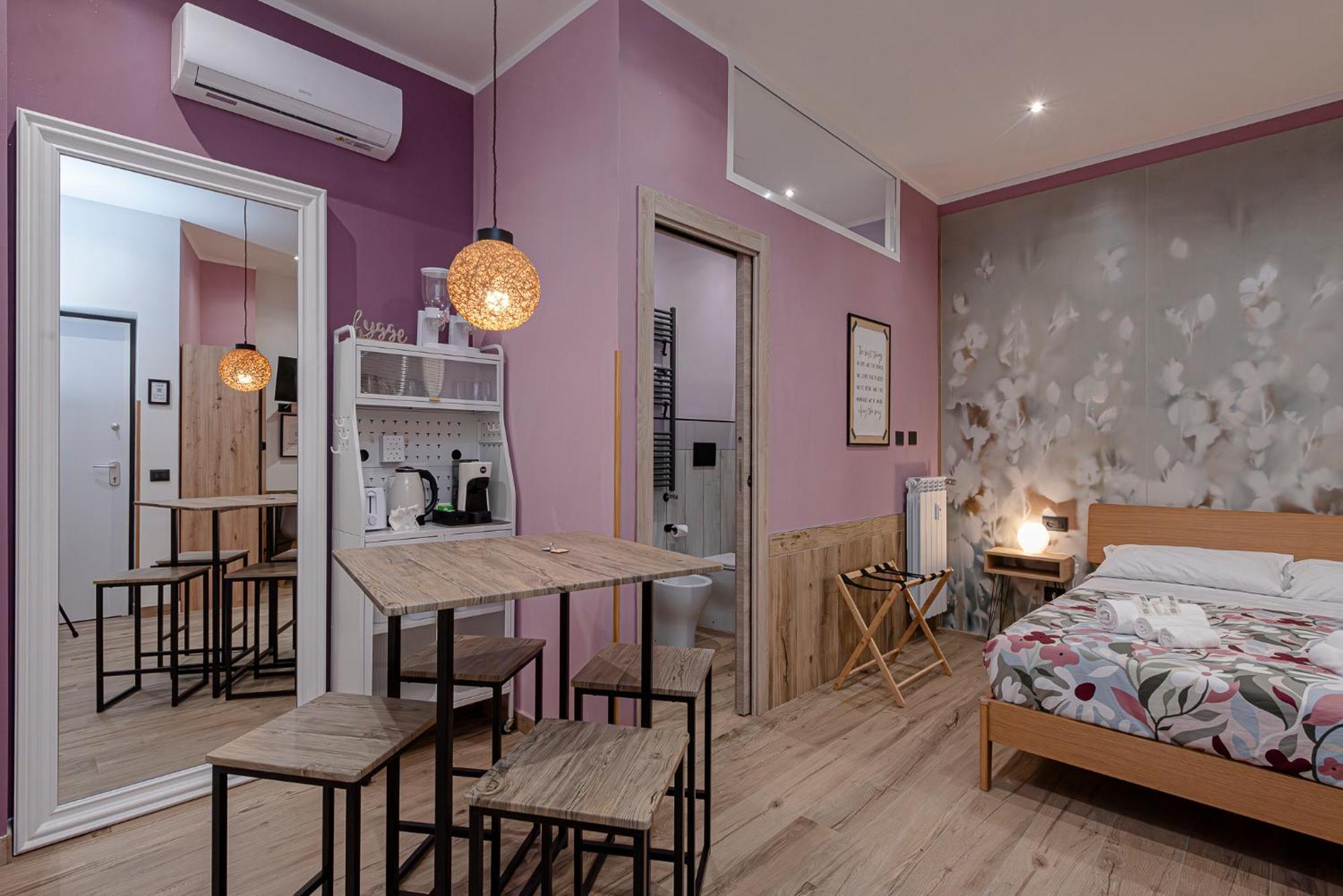 Helle Hus Guest House - 200M From Piazza Bologna Metro And 10 Minutes From The Colosseum Bagian luar foto